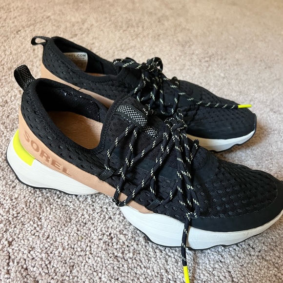 Sorel Sneakers - Picture 13 of 13